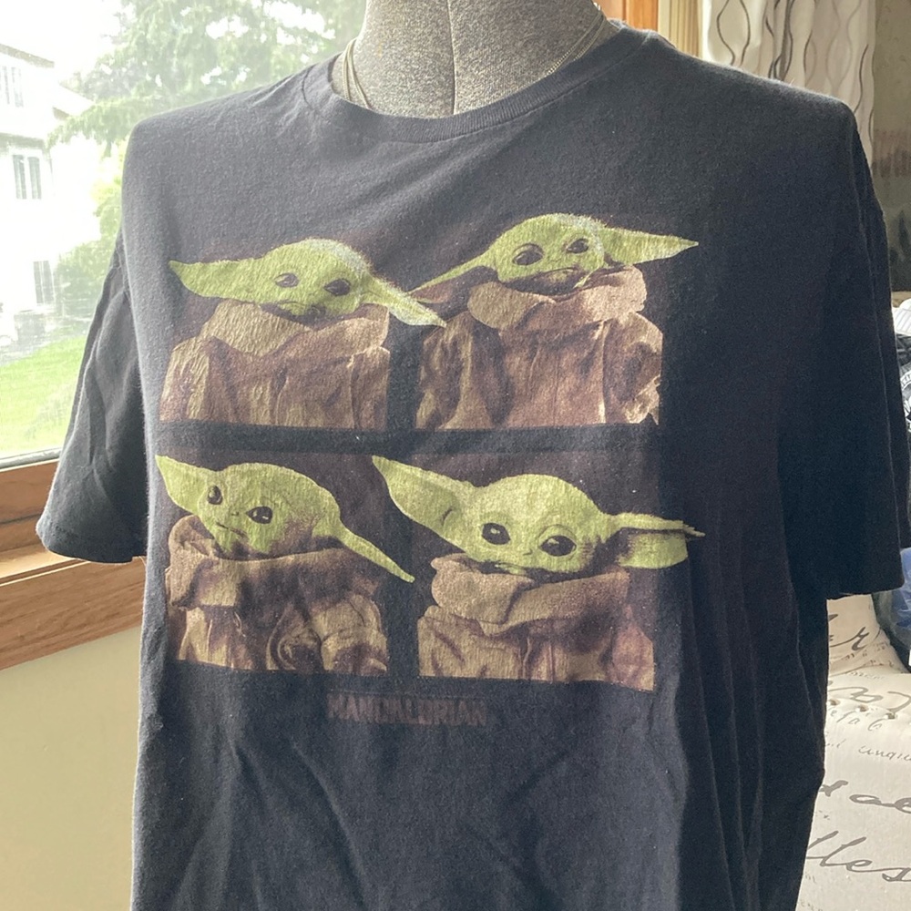 Mandalorian Four Panel Baby Yoda Large Brown Shirt